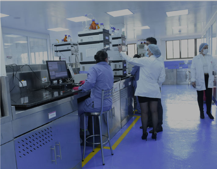 Sector-salud-y-quimicos-CCB-710x552