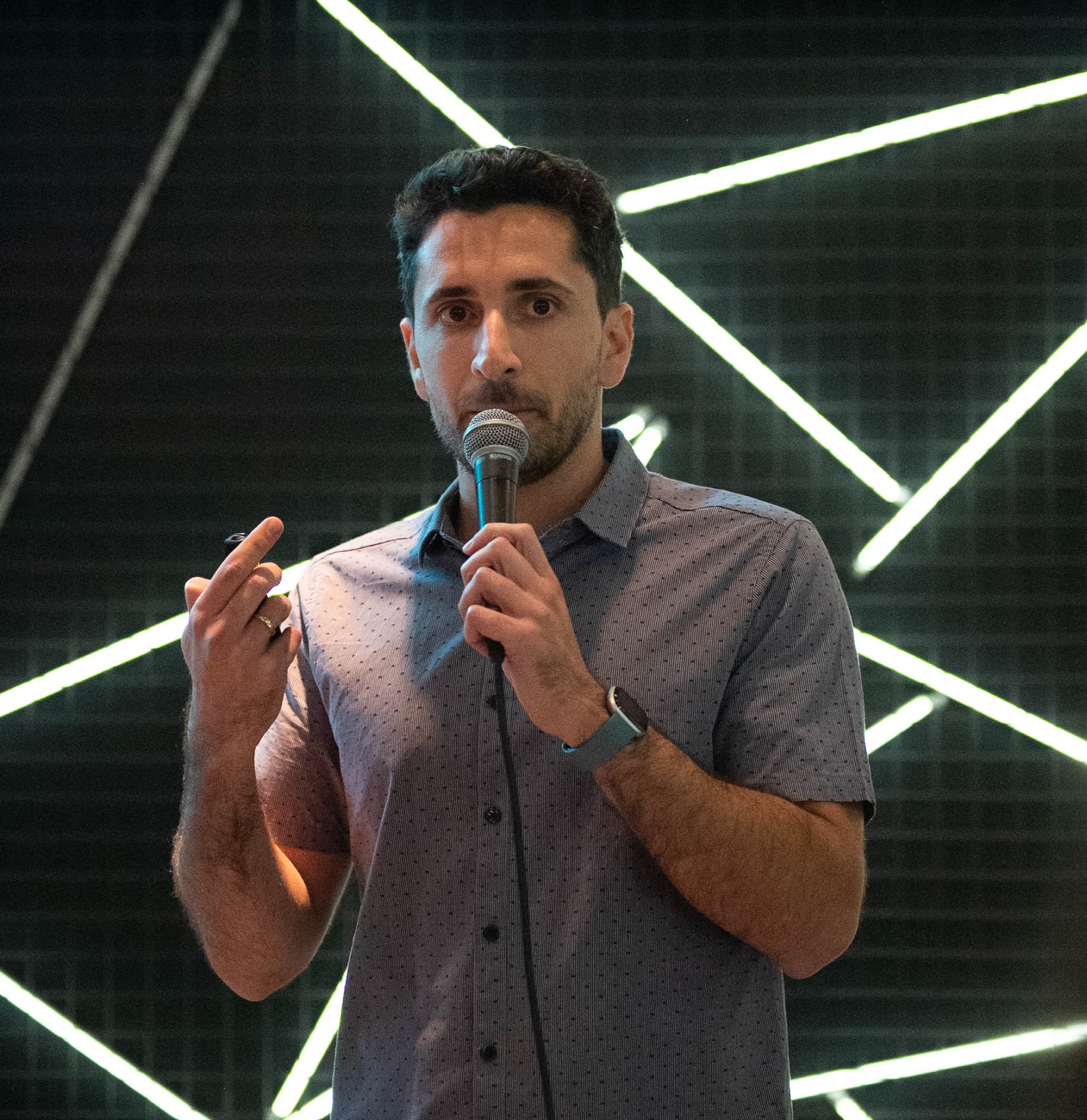 Dr. Nikolaos Vakirlis