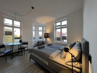 Beispiel: Apartmenthaus „Buxtehude – St.-Petri-Platz“  –  Apartment 4, Wohnbereich