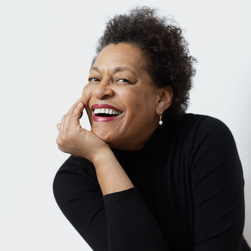 Carrie Mae Weems headshot
