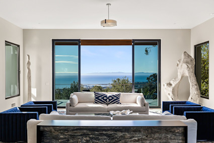 Riviera in Santa Barbara offers ocean-view living spaces and a pool terrace that support gentle movement, hydrotherapy and relaxation.