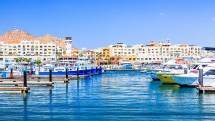 A photo of Los Cabos, Mexico serves as inspiration for a momcation.