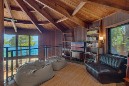 Loft game room in lake tahoe