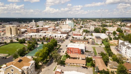 Springfield's road trip location makes it one of the most relaxing places to visit in the U.S.