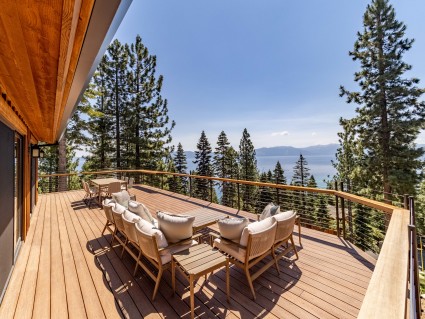 Lake Tahoe vacation home with a view