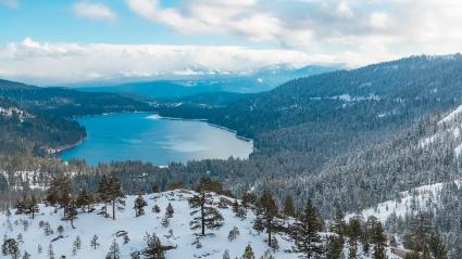 A photo of Tahoe Donner Downhill Ski Resort, one of the best ski resorts in Tahoe.