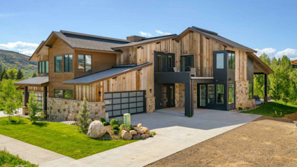 luxury mountain house 