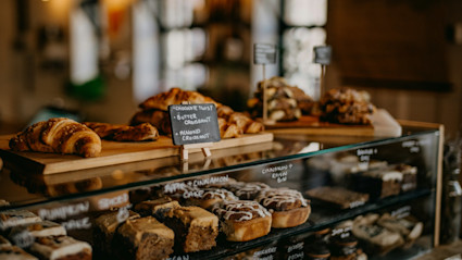 Fresh Parisian pastries symbolize the rich artisanal food culture that inspires luxury kitchen design and daily living for food lovers in Paris.