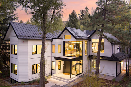 Hallams design and Aspen location provide privacy and direct access to some of Colorado's best skies for celestial observation.