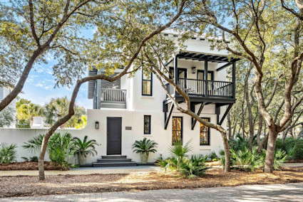 Image of a luxury Pacaso home in Florida. 
