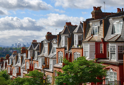 An image shows a show of high-end homes in Hampstead, one of the many posh areas in London.