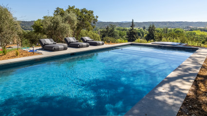 pool area overlooking Napa Valley