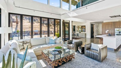 A Napa second home with modern decor, luxury furnishings, vaulted ceilings and lots of natural light