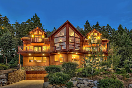 Exterior of luxury vacation home in Lake Tahoe, California