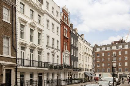 A street view of homes in London's Mayfair neighborhood.