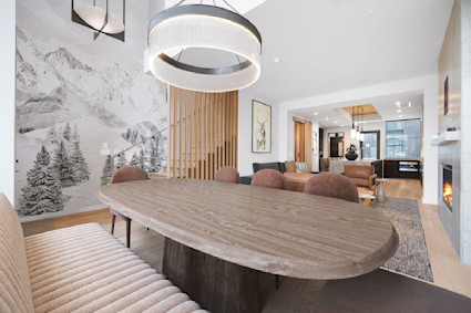 Snow King’s modern, fireside dining space complements gallery evenings and fall outings around town.