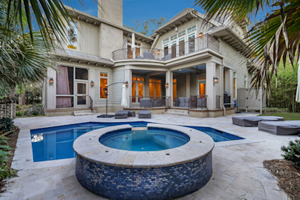Seaside’s pool and patio capture the essence of Hilton Head’s understated luxury—a private retreat for unwinding after a day of beach and golf.