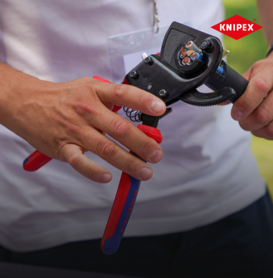 Knipex: <br> per un lavoro preciso e di qualità