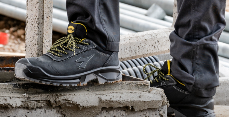 IL MASSIMO DELLA<br>PROTEZIONE PER I TUOI PIEDI