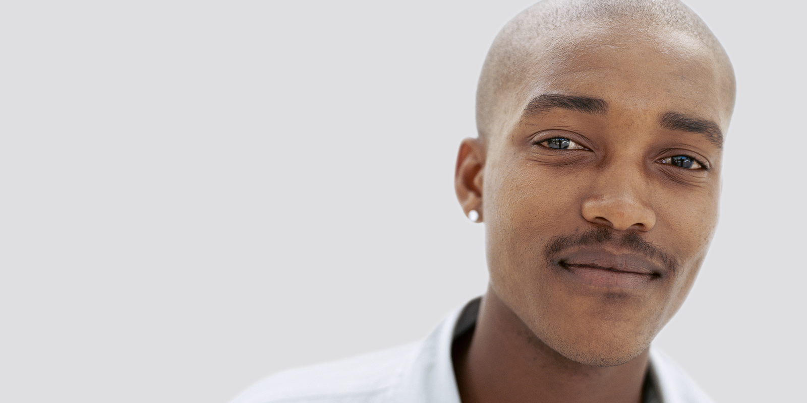 How to grow, trim & shape a moustache: Step wise guide | Braun UK