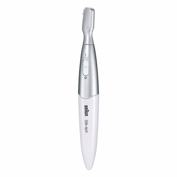 Braun Silk-épil 3-in-1 trimmer FG1100 with high-precision head attachment. Braun Silk-épil 3-in-1 trimmer FG1100 with high-precision head attachment.