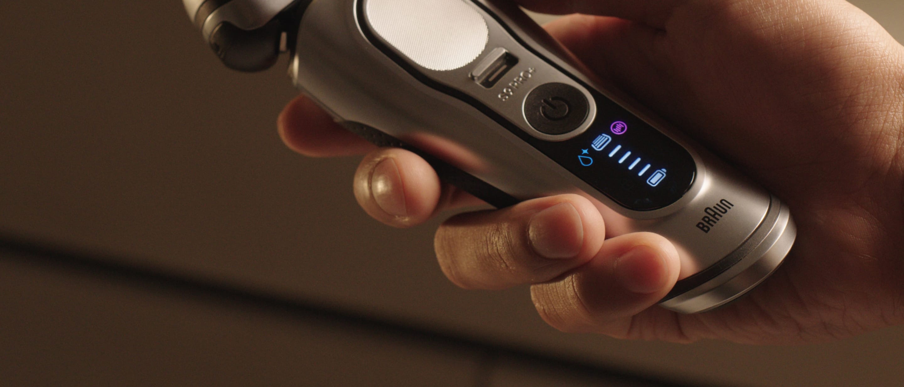 Braun Series 9 Pro+ 9477cc thumbnail 4