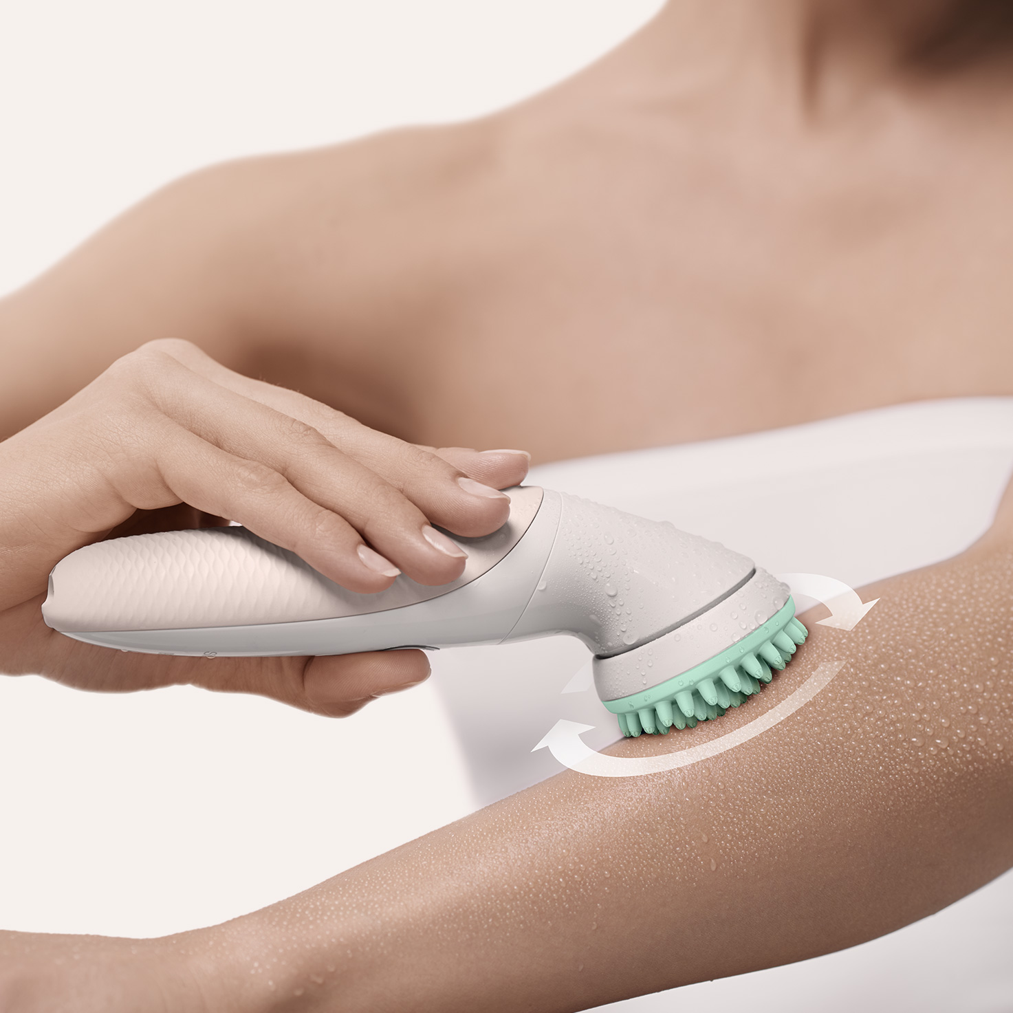 This Braun Silk-épil 9 Flex 9-10 epilator promises salon-smooth, fuzz-free  skin for weeks