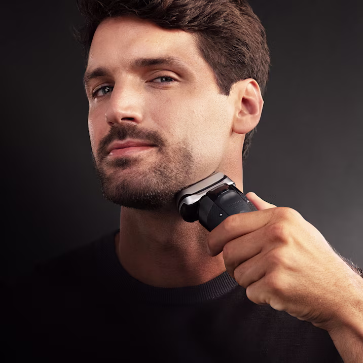 מכונת גילוח חשמלית&nbsp;Series 9 Pro+ Wet & Dry 9610S מבית&nbsp;BRAUN