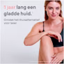 Foto van de huid van een vrouw in zittende houding na gebruik van Braun IPL Mini Foto van de huid van een vrouw in zittende houding na gebruik van Braun IPL Mini