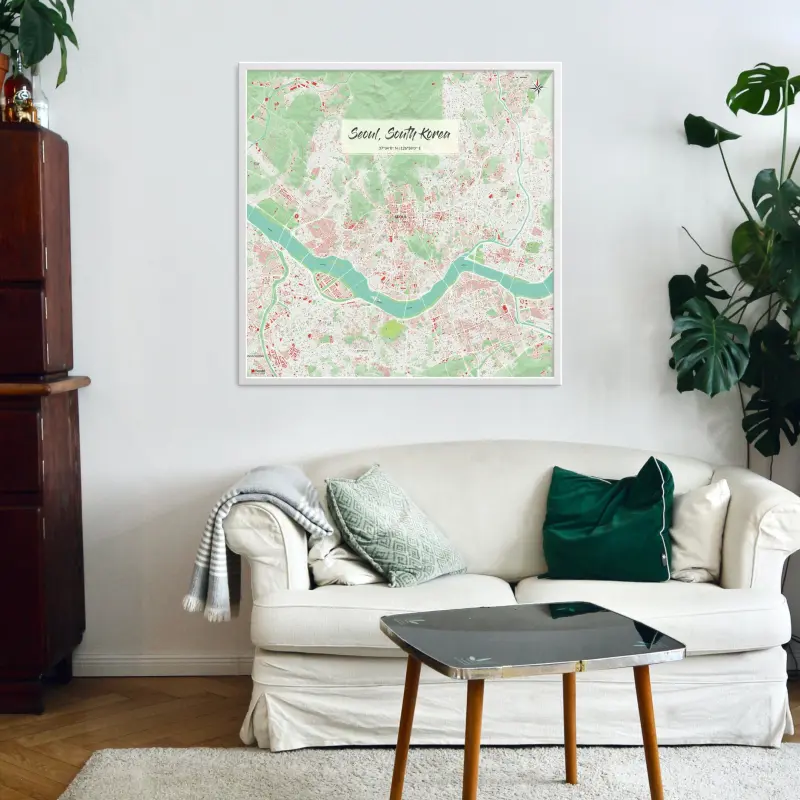 Seoul-Stadtkarte als Poster im Nani Design in einem Wohnzimmer mit einer Couch