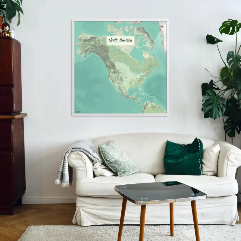Nordamerika-Landkarte als Poster im Nani Design in einem Wohnzimmer mit Couch