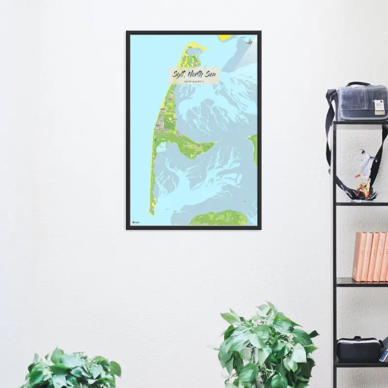Sylt-Landkarte als Poster im Jalma Design neben einem Regal