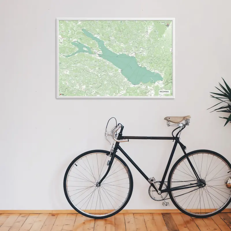Bodensee-Landkarte als Poster im Nani Design über einem Fahrrad