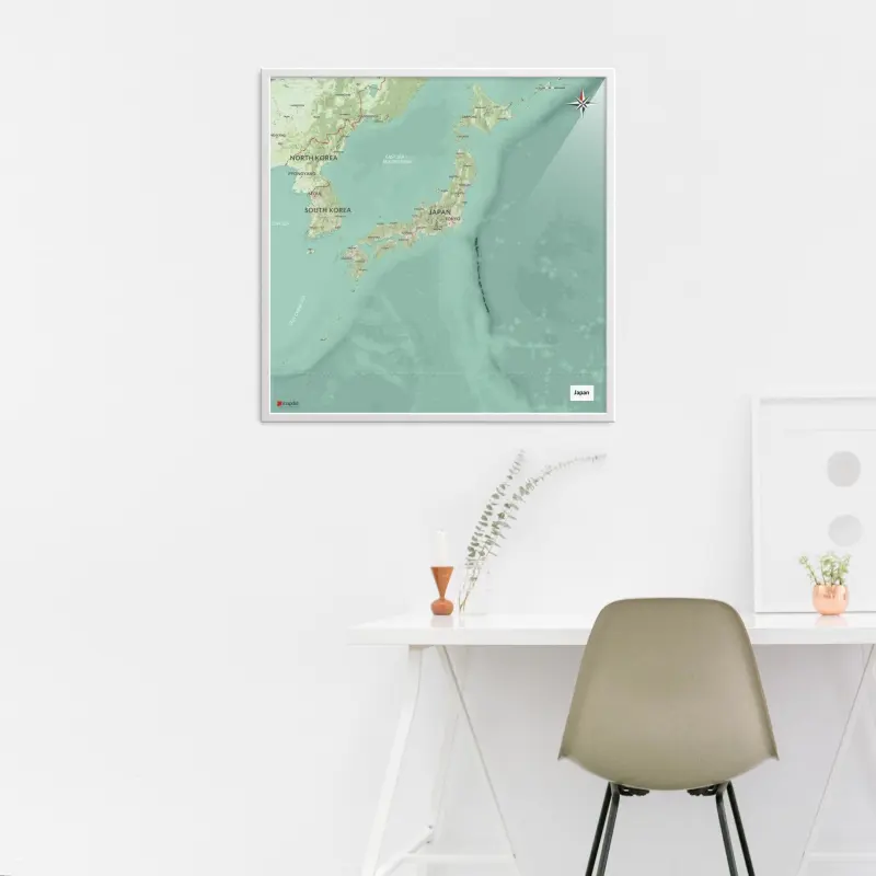 Japan-Landkarte als Poster im Nani Design über einem Schreibtisch