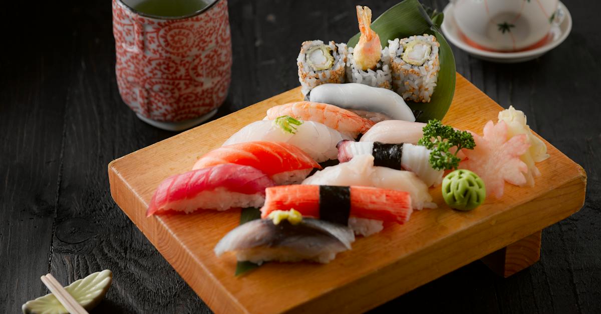 Nigiri-vs-Sashimi-vs-Sushi