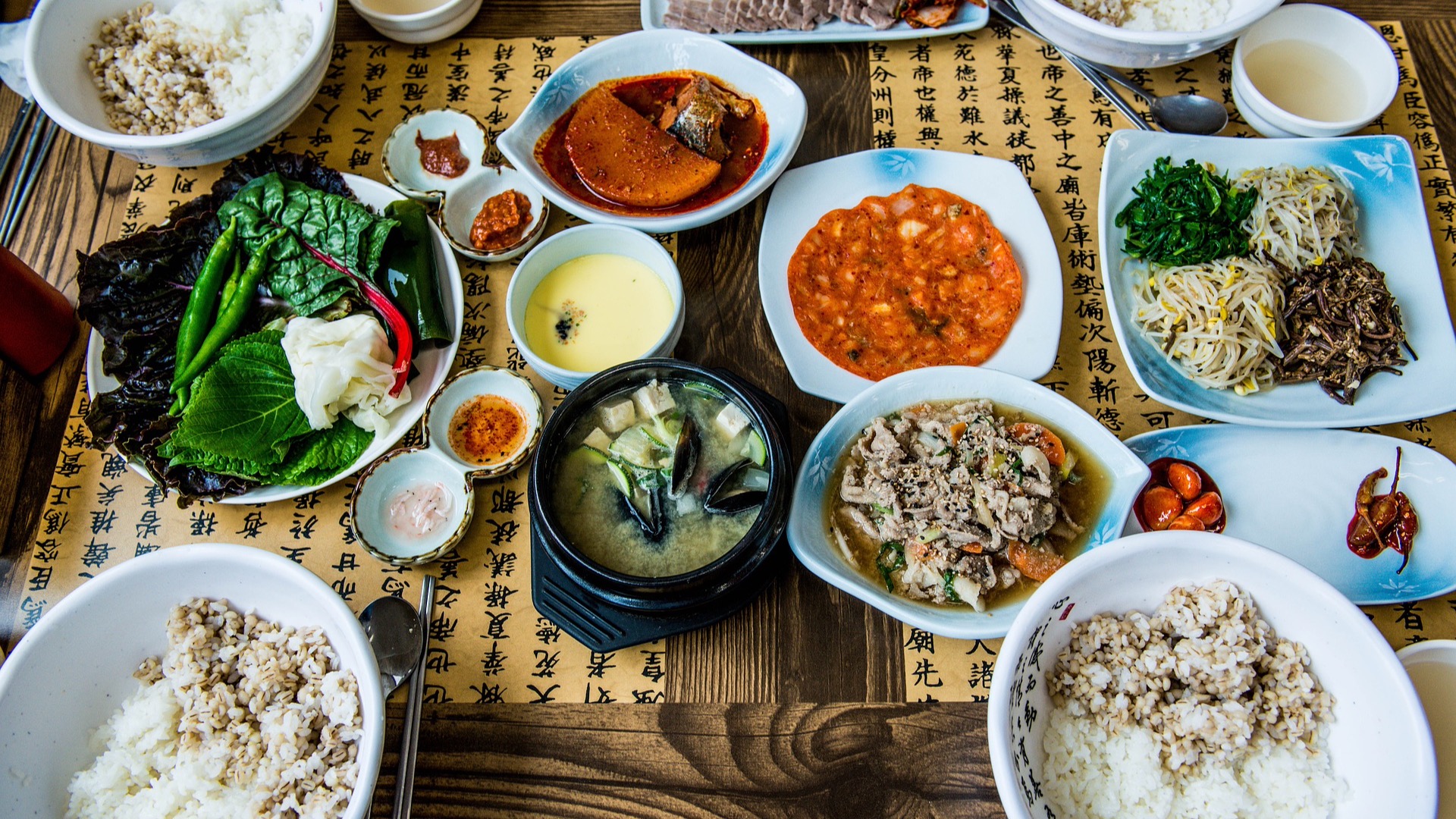 picture of Korean food