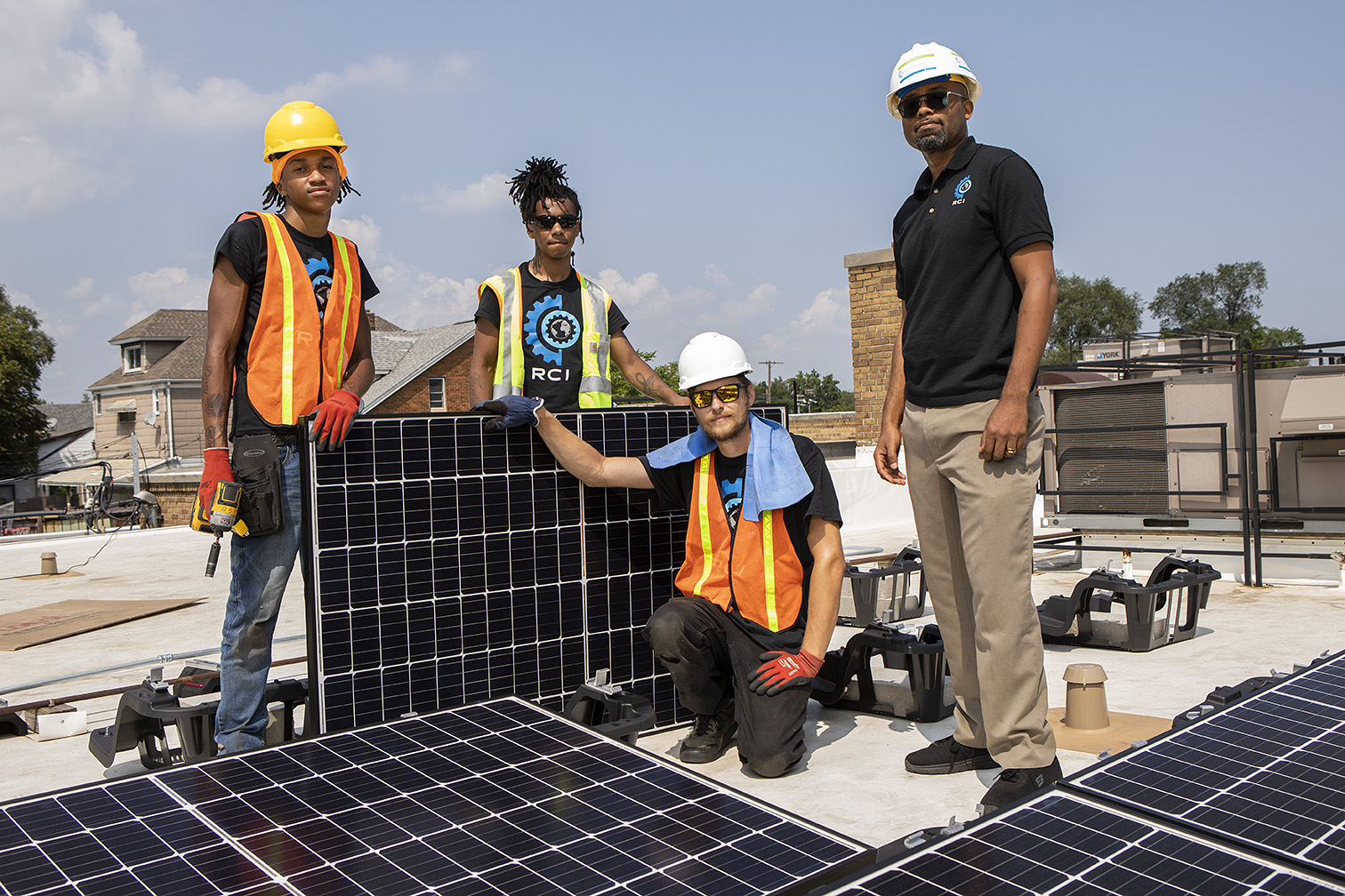 The Honnold Foundation funds grassroots organizations to support sustainable energy solutions. Photo credit: Garrett Thomas and Congress of Communities