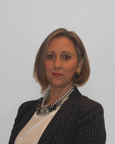 Portrait of Joanne Robinson
