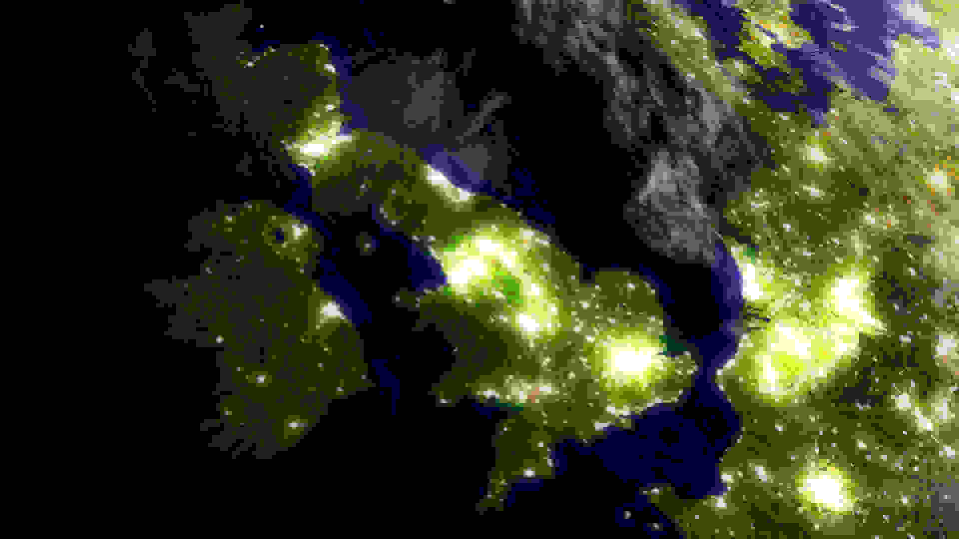 Photo of the United Kindom taken from space at night