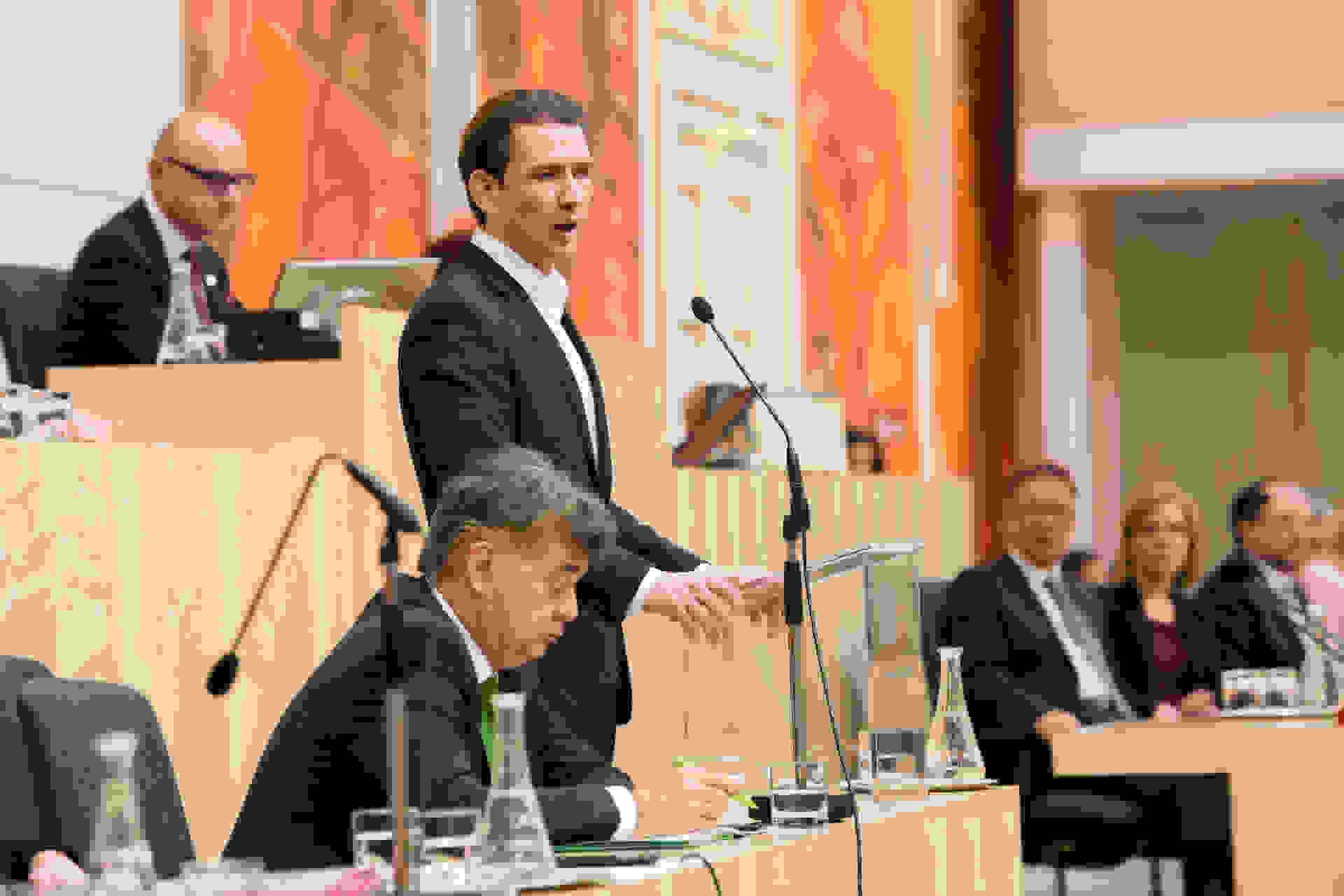 Then-Federal Chancellor Sebastian Kurz speaking in Parliament. Austrian Parliamentary Administration/Michael Buchner