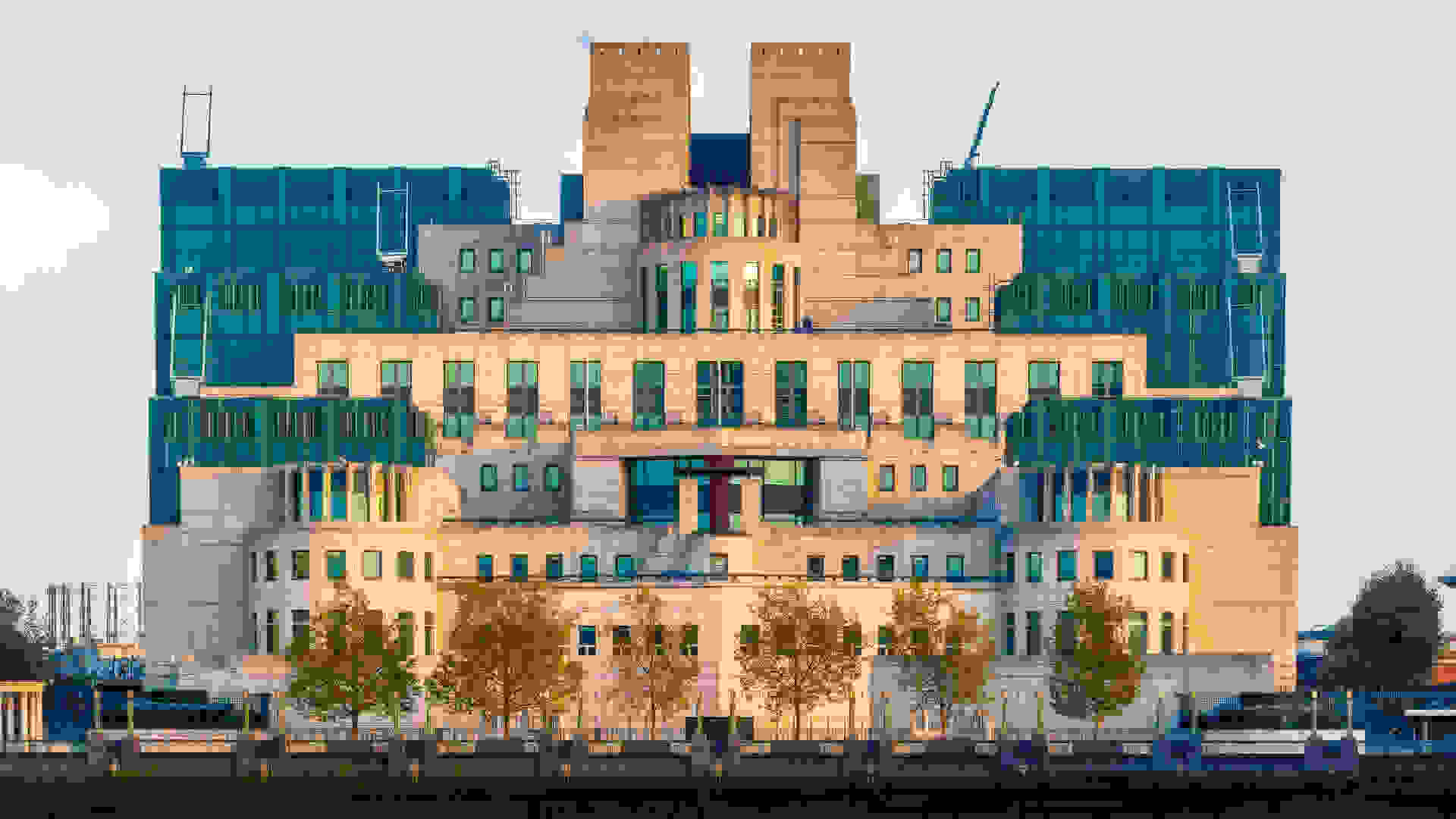 The Ministry of Intelligence Section 6 (MI6), London / © Adobe Stock