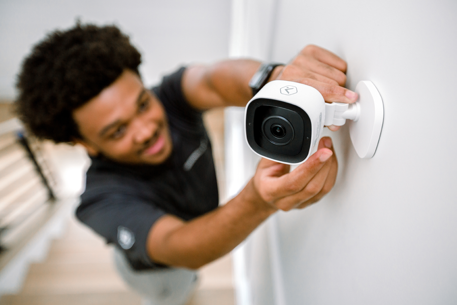 how-long-do-security-cameras-last-brinks-home