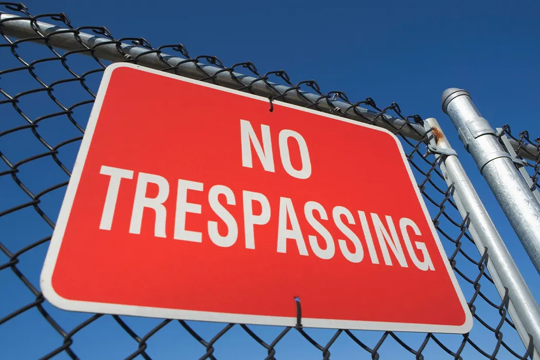 2 71 Burglary-vs-Criminal-Trespassing-Are-They-Different Desktop