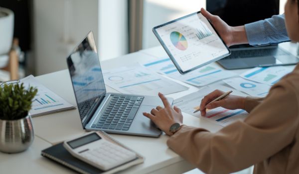 direct-to-home-smart-security-platforms-shift-toward-elite-talent