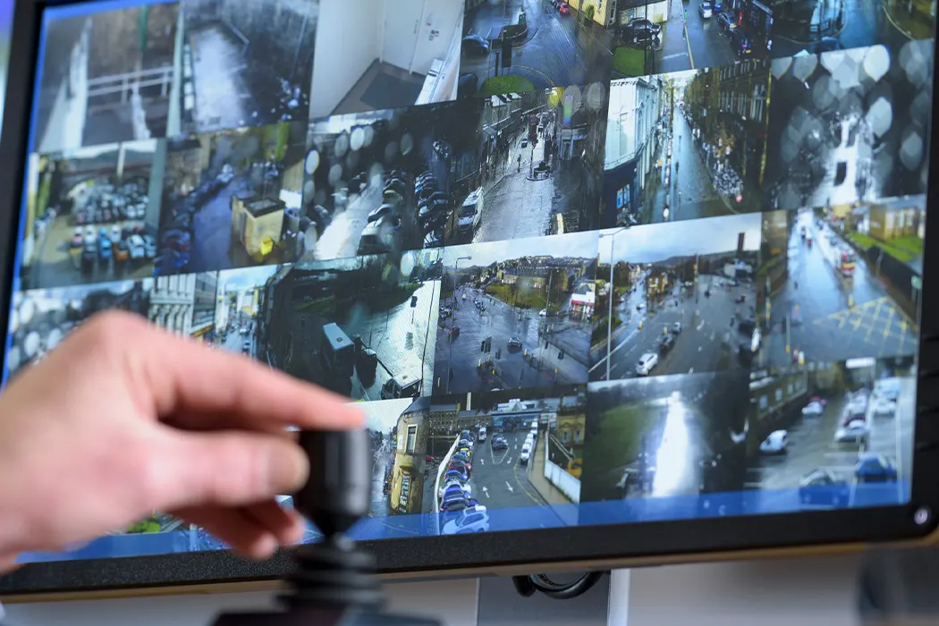 3 131 Security-Camera-Mounting-Ideas-Three-Things-to-Try Desktop