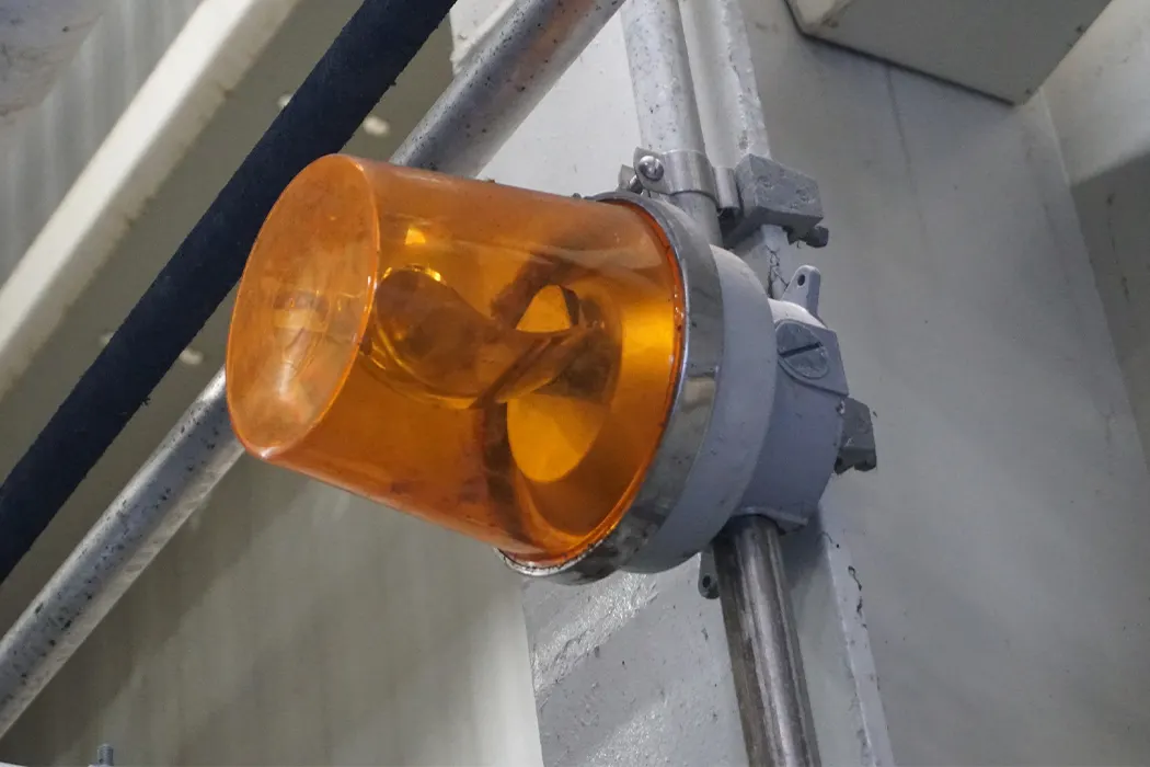 3 115 Home-Security-Strobe-Light-3-Facts-to-Surprise-You Desktop