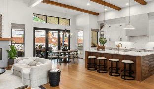 Best Home Security for a Large Home: Features and Tips