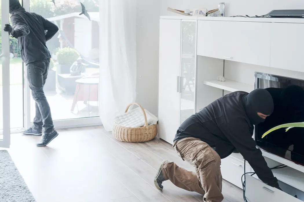 3 112 Home-Invasion-Safe-Room-Guide-to-Create-Your-Own Desktop