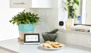 How Do Home Security 
Systems Work
