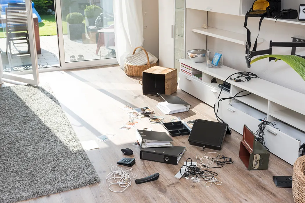3 105 The-Aftermath,-What-it-Feels-Like-After-Being-Burglarized Desktop (1)